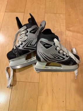 Kids Black & Gray Ice Hockey Skates CCM intruder